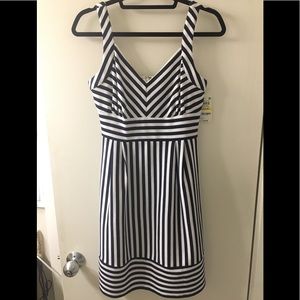 Maison Jules navy/white striped sleeveless dress M